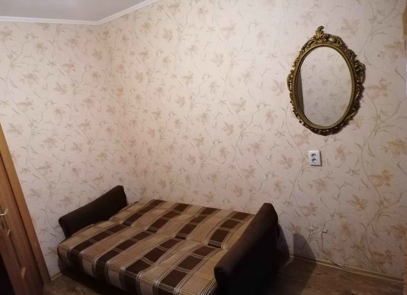 Сдатся комната на длительный срок, вс вкл, кроме интернета, если захотите.