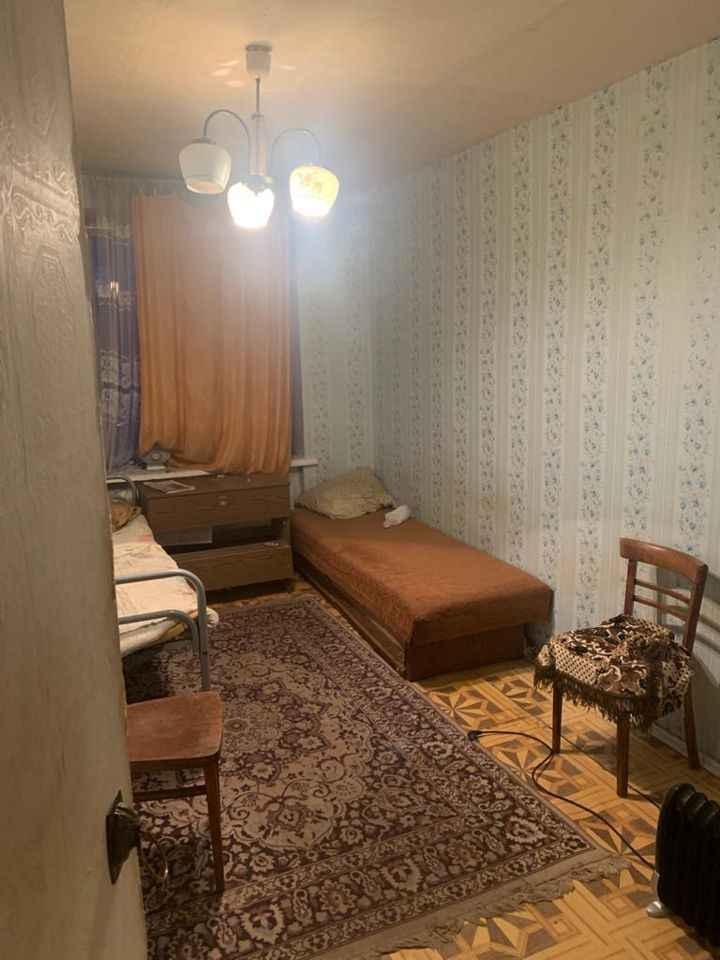 Продатся очень тплая трхкомнатная квартира, на 5 этаже 5ти этажного дома.