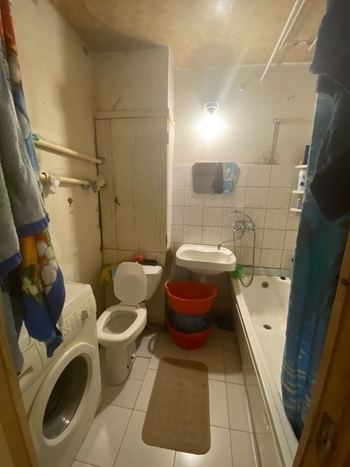 Продам 1-к квартиру в хорошем доме.
