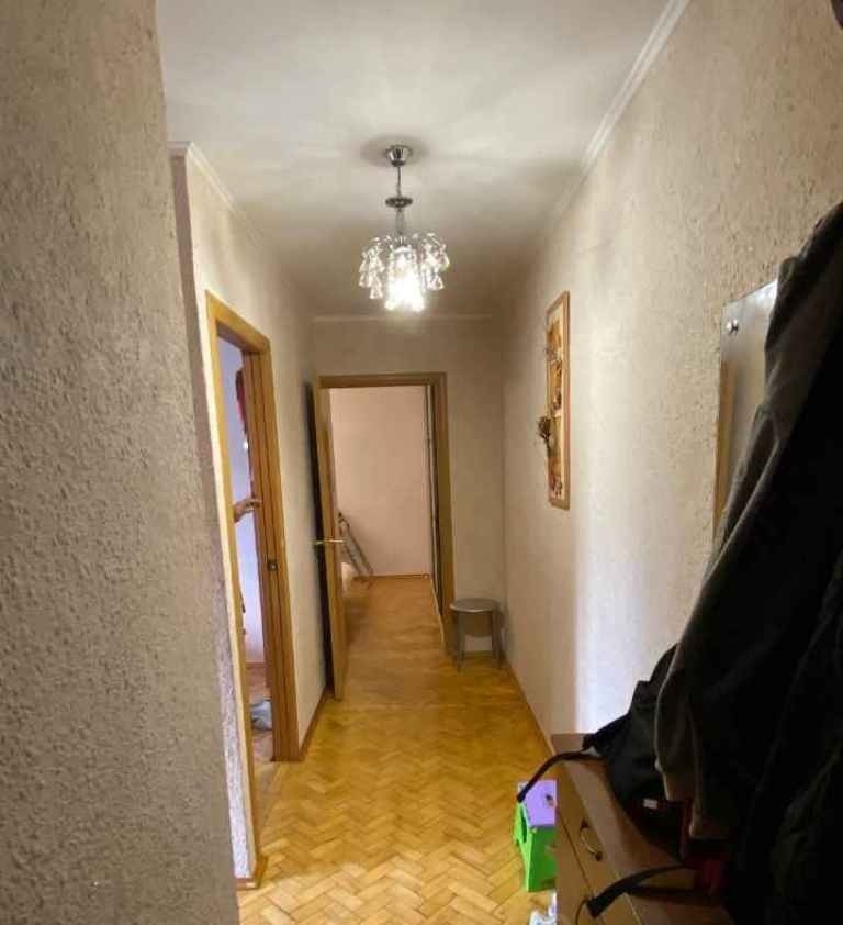 Продается двушка.