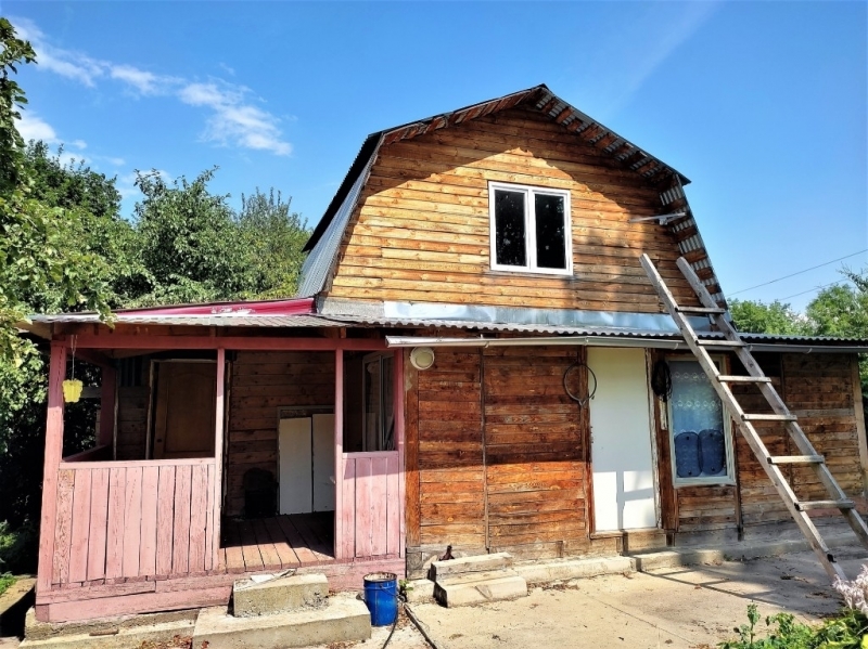Продам дом для приличных и платежеспособных проживающих.