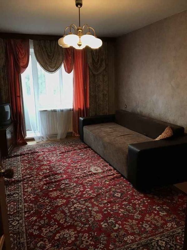 Сдается светлая, уютная квартира.