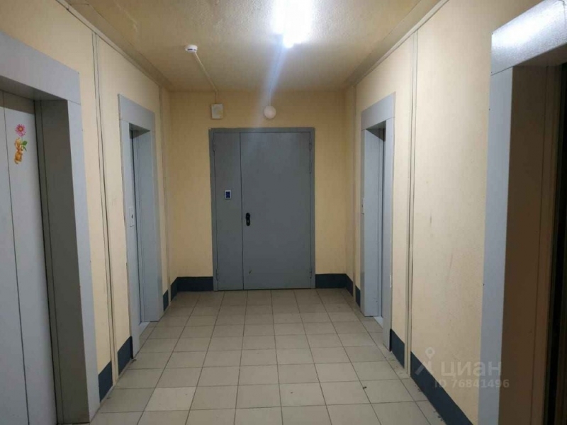 Продам однокомнатную квартиру по отличной цене.