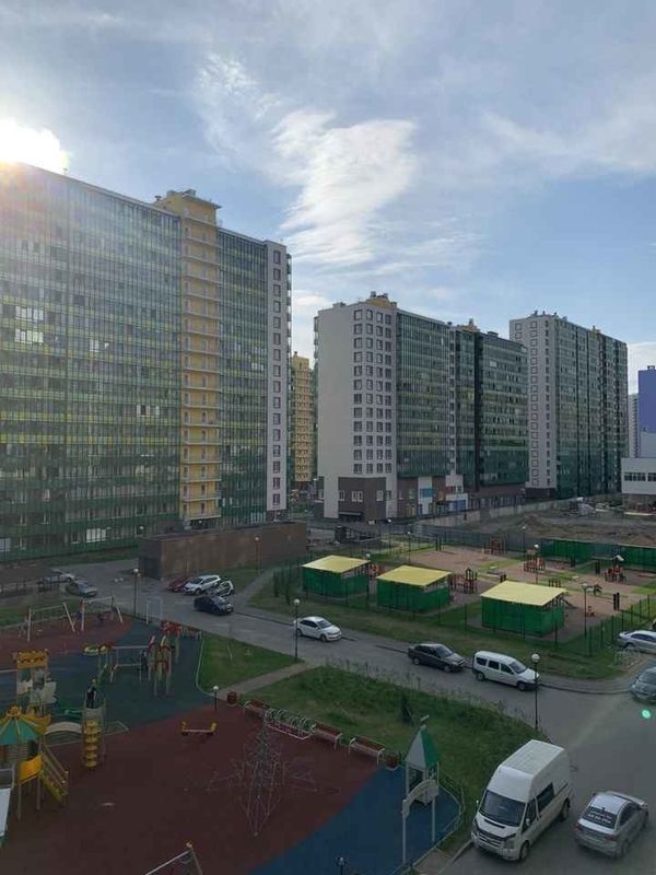 на длительный срок от года в ДЕВЯTКИHО по договору аренды студию 25 ...