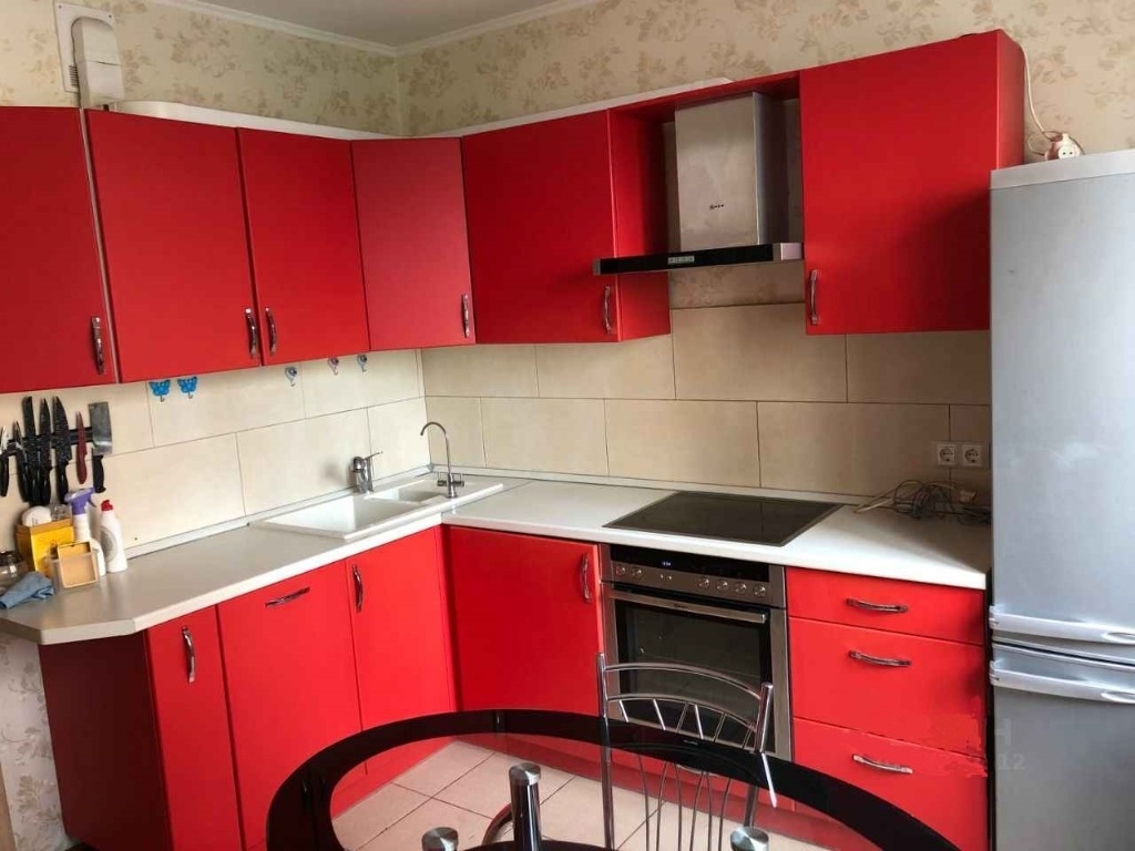 Продам 3-комнатную квартиру в развитом районе по доступной цене.