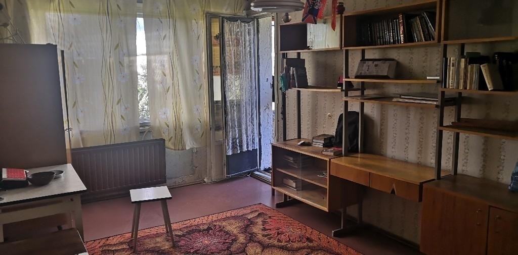 Продается 1-к квартира в хорошем развитом районе.