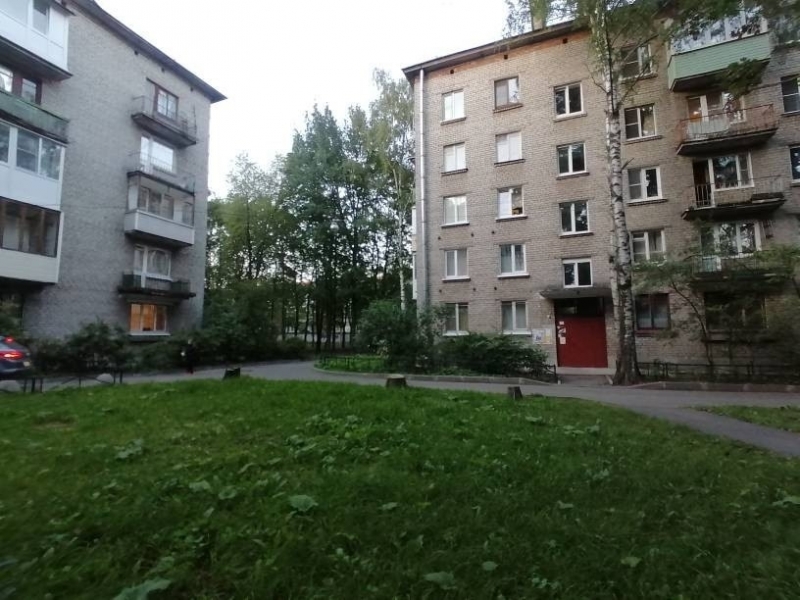 Продам комфортабельную 2-комнатную квартиру.