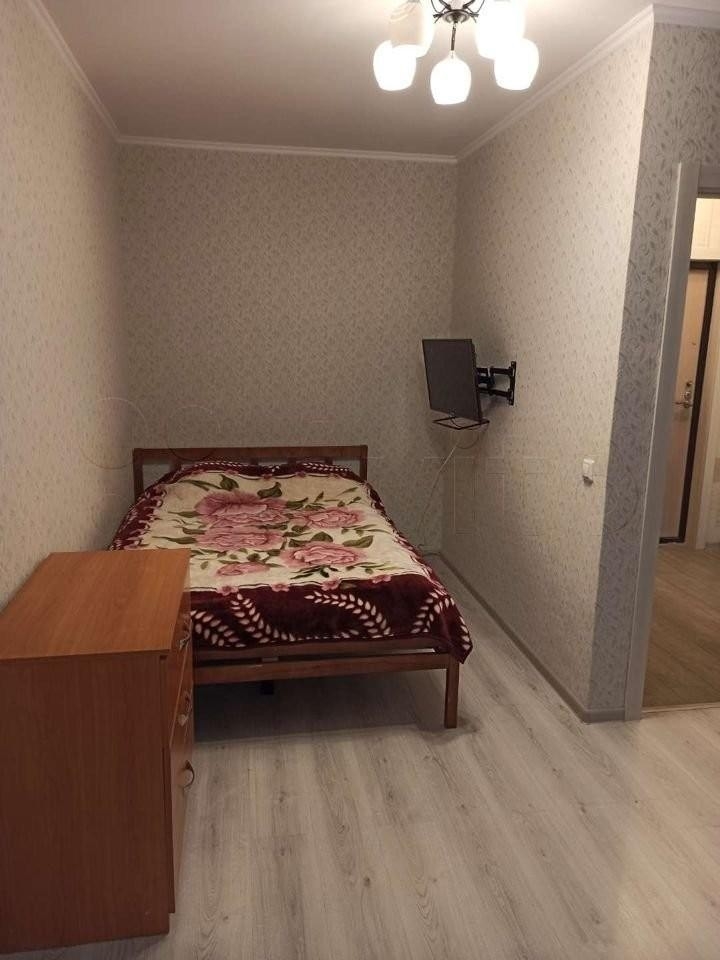 Продается отличная однокомнатная квартира.