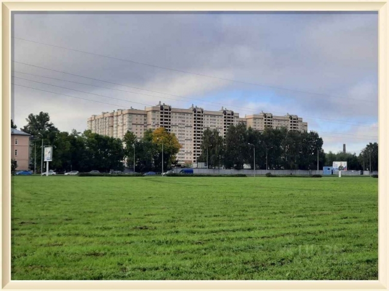 Продается 1-комнатная квартира в хорошем развитом районе.