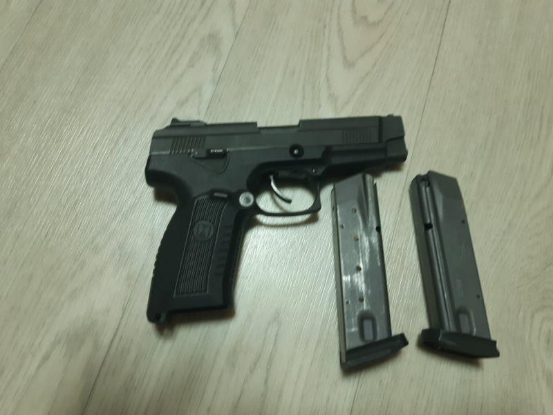 Продам травматический пистолет MP-353