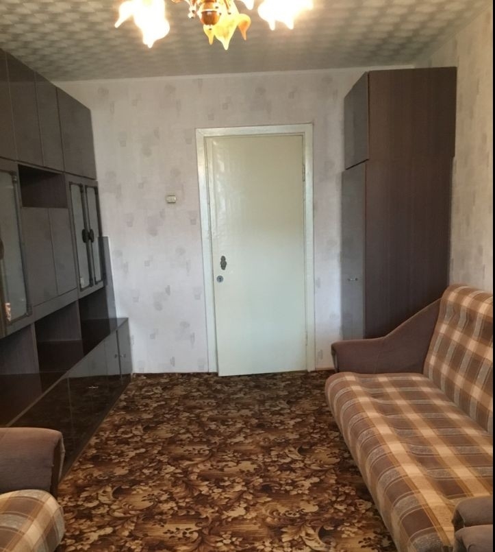 Продается 2-комнатная квартира, изолированная.