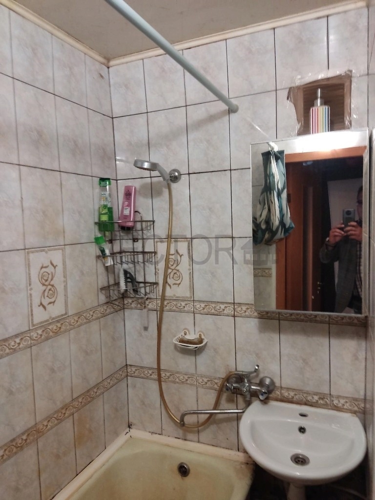 Продам 1-комнатная квартиру.