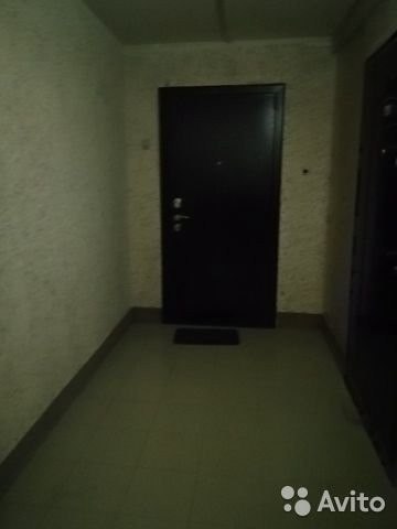 Продам 3-комнатную квартиру в развитом районе по низкой цене.