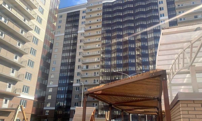Метро рядом, в пешей доступности.