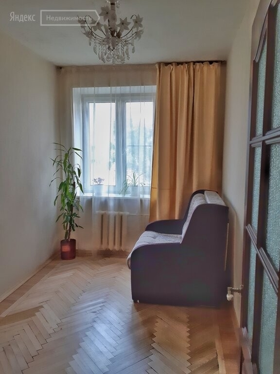 Продается 3-комн. квартира, все комнаты изолированные.