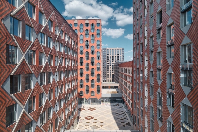 Продается 2-комнатная квартира в хорошем районе.