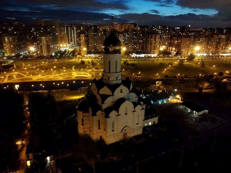Сдатся видовая квартира-студия в 5 мин.