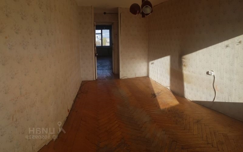 Сдаются 2 комнаты в 3х комнатной коммунальной квартире.