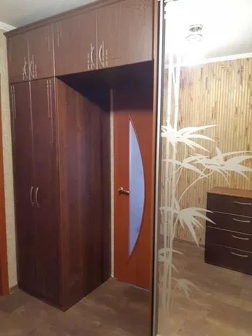Продам 2 комнатную квартиру.