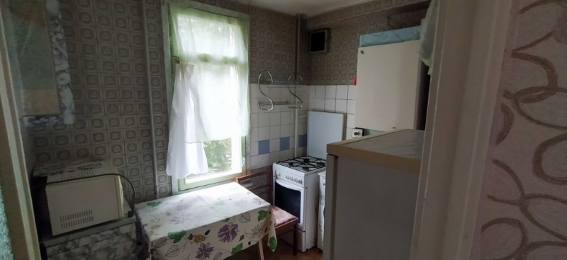 Продается 3хкомнатная квартира на 3 этаже панельного дома.