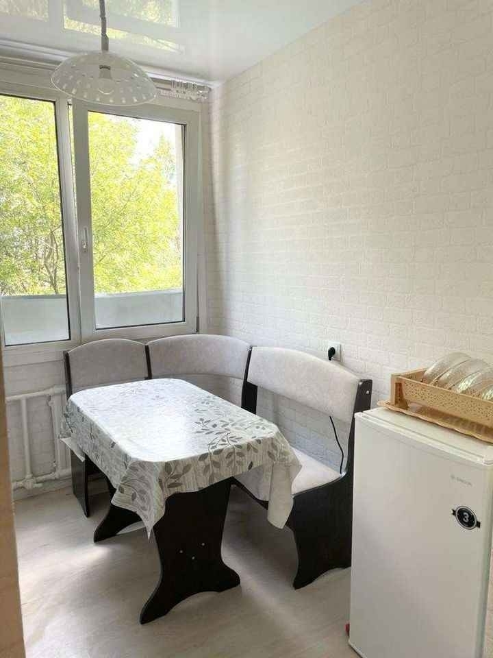 Продам 2-комнатную квартиру по отличной цене.