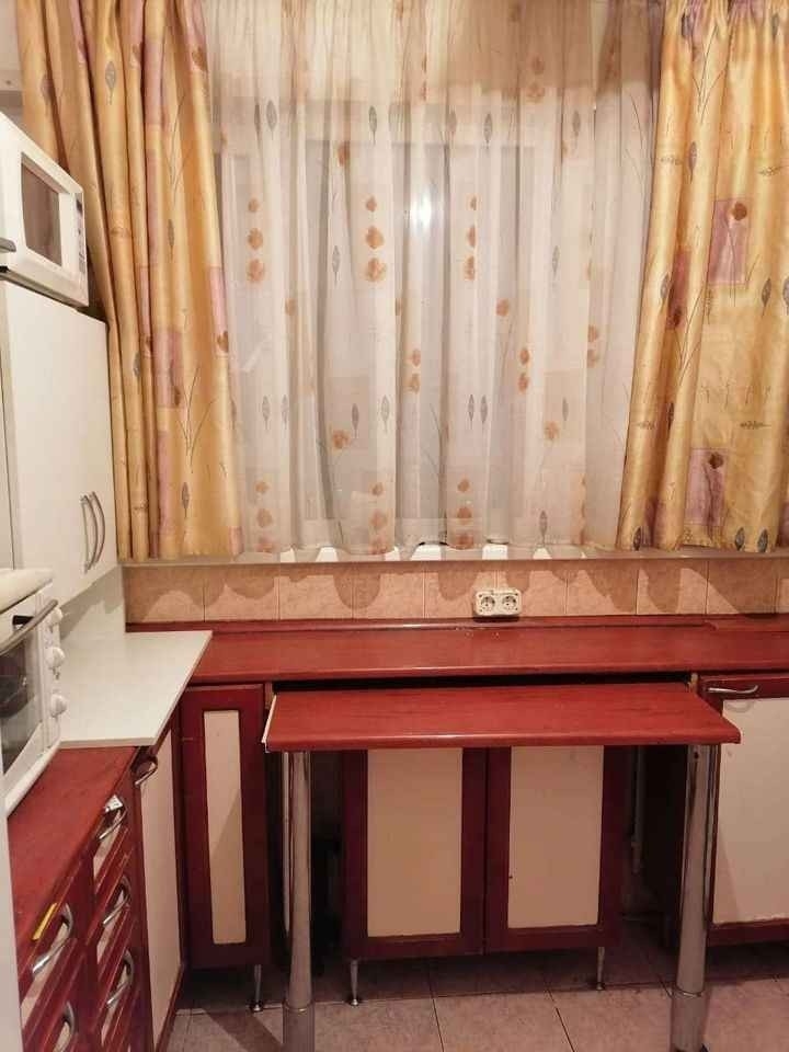Продам прекрасную трехкомнатную квартиру.