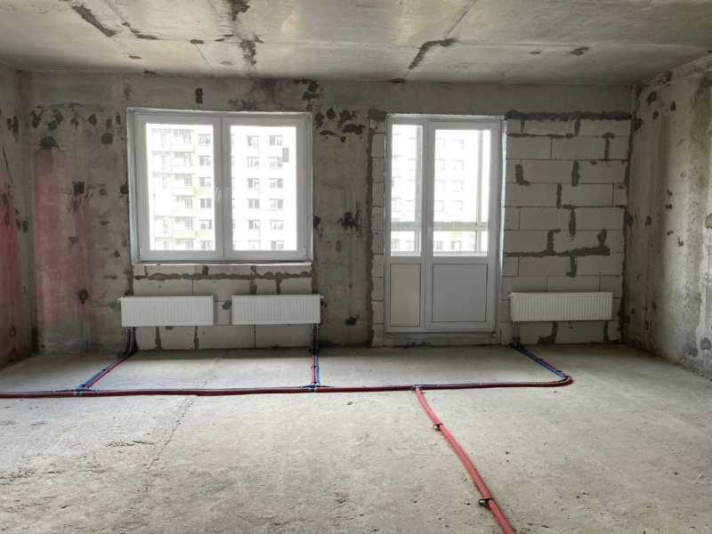 Продам 3-комнатную квартиру в развитом районе по доступной цене.