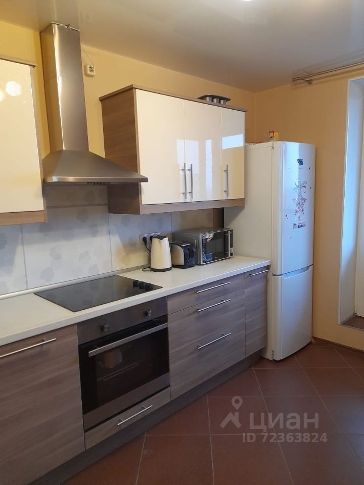 Продам 2-комнатную квартиру по отличной цене.