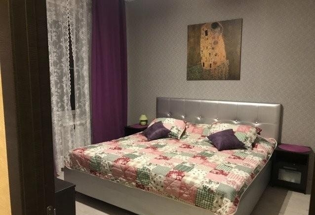 Продам 3-комнатную квартиру в хорошем доме с чистым подъездом.