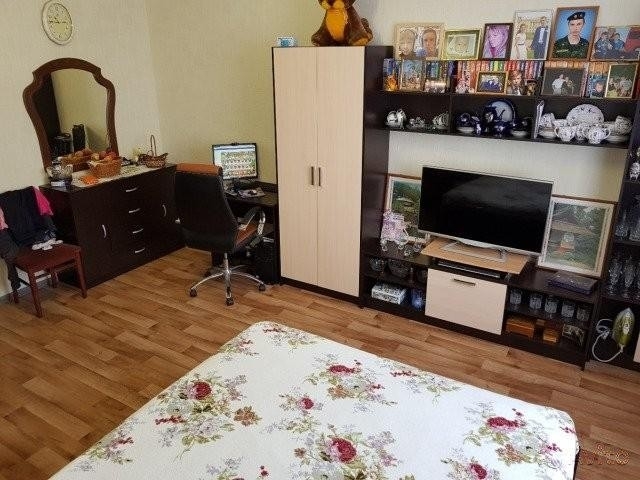 Продается однушка в хорошем районе.