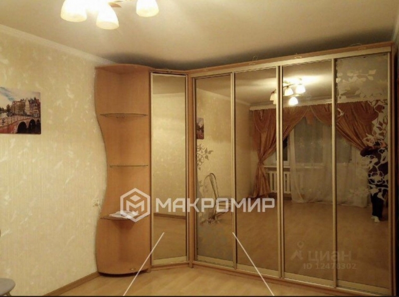 Продается 2-комнатная квартира для платежеспособных жильцов.