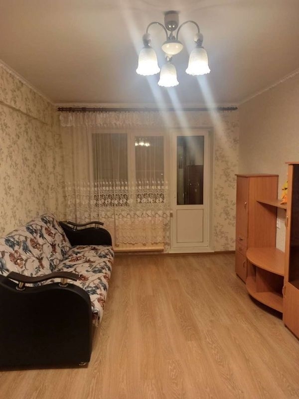 Сдам 1-к квартиру в хорошем доме.