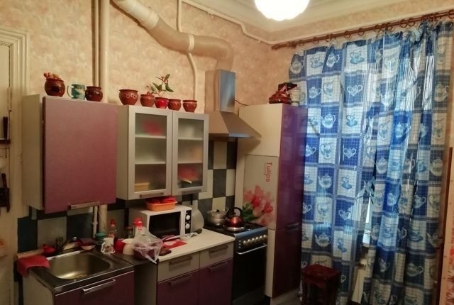 Продется хорошая четырехкомнатная.