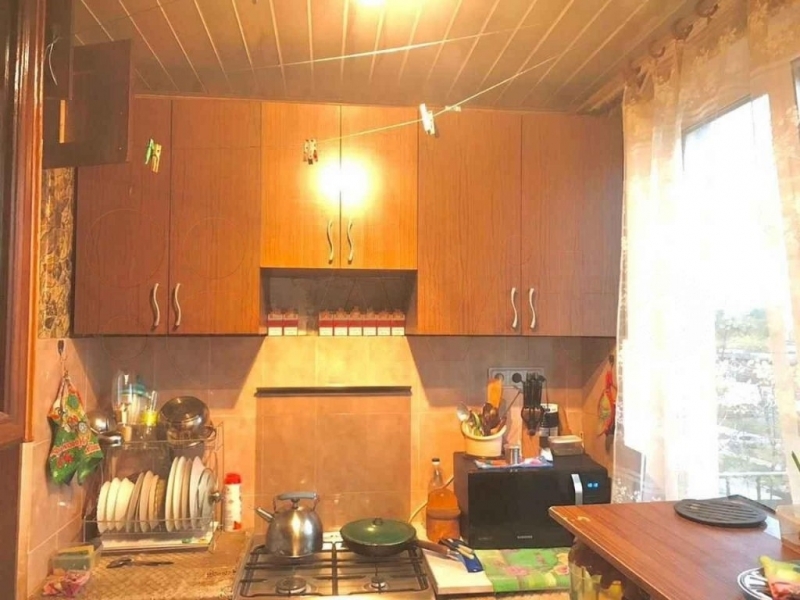 Продатся комната в двушке .