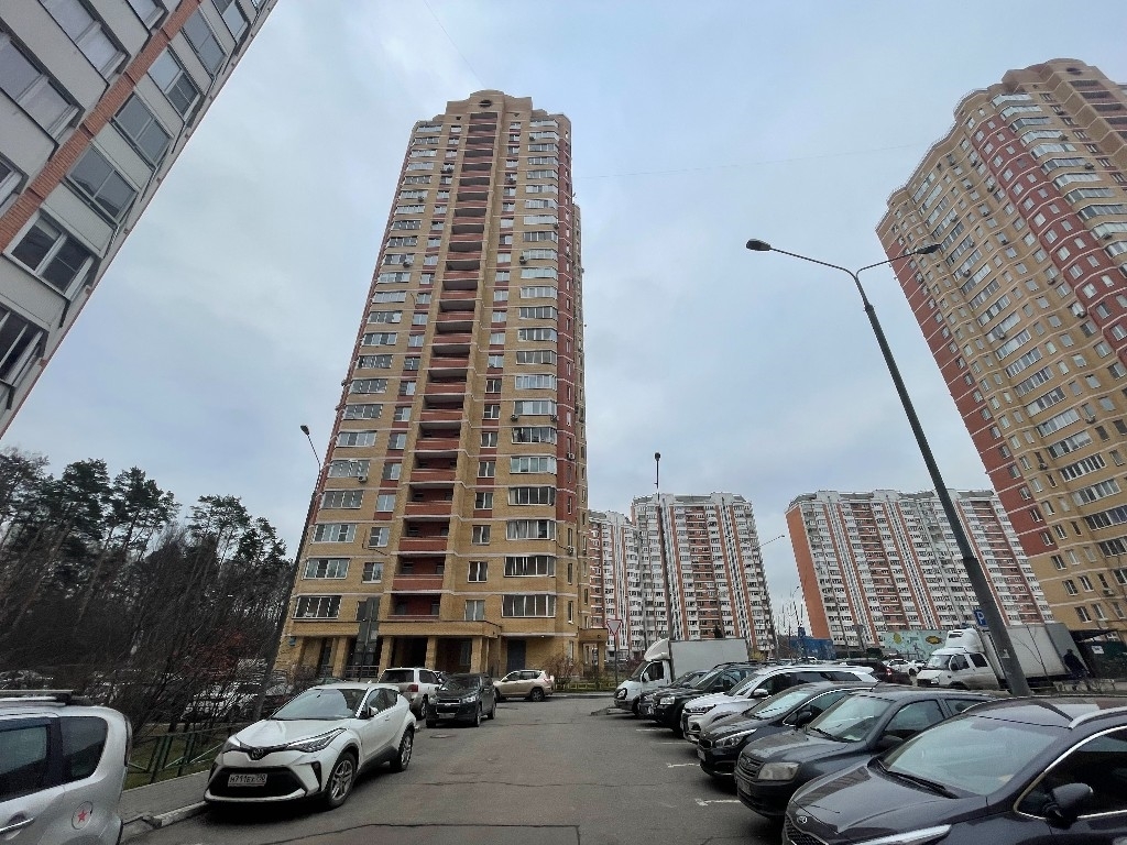 Продам 1-к квартиру.