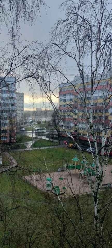 Продается 1-комнатная квартира в тихом районе.