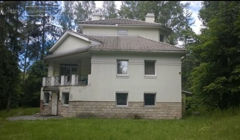 Продается отличный дом для комфортного проживания и отдыха.