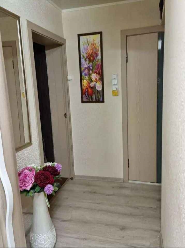 Продам 3-к квартиру в хорошем доме с чистым подъездом.