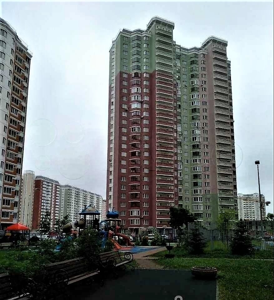 Панельный дом 2016 г постройки, серия П44Т25.