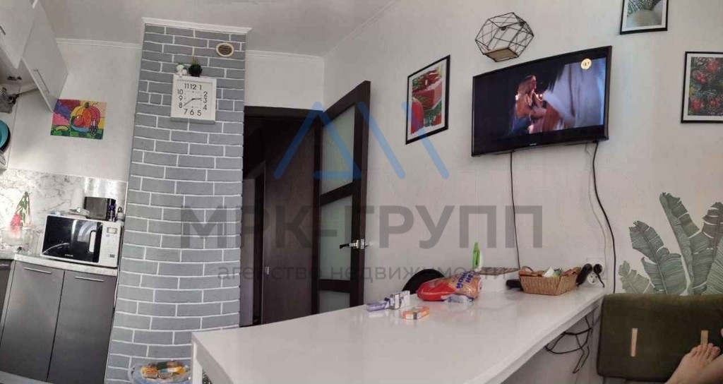 Продается 1-к квартира после ремонта.