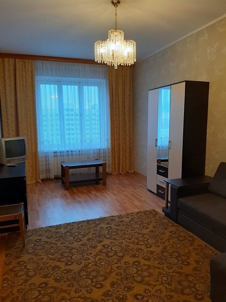 Сдам квартиру на длительный срок.