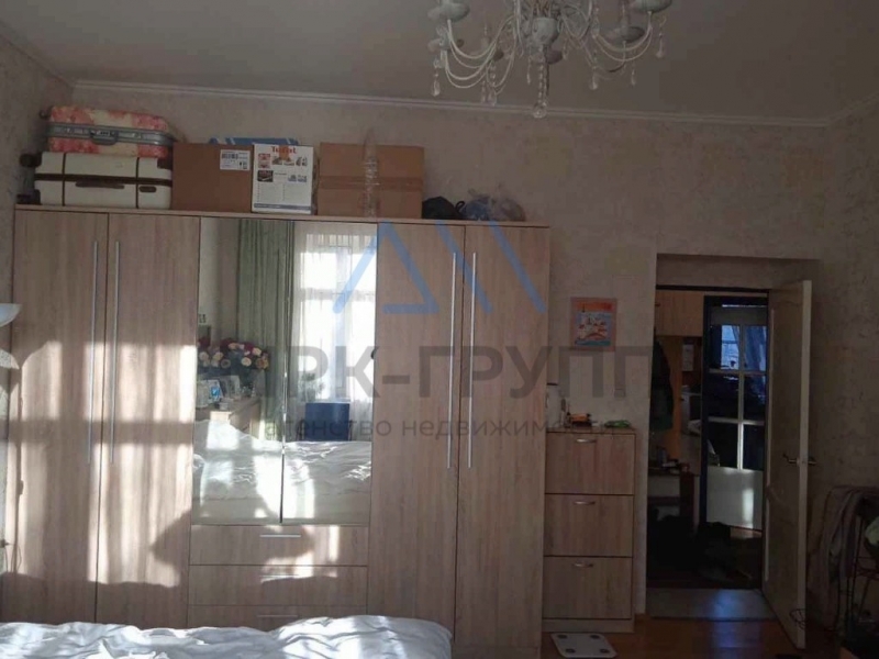 Продам 3-комнатную квартиру по отличной цене.