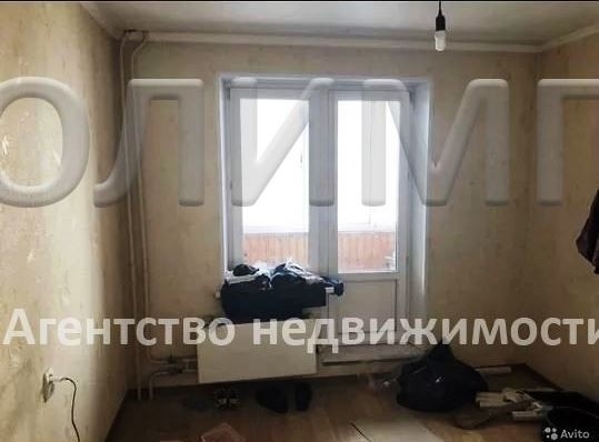 Продается 3-комнатная квартира в хорошем благоустроенном районе.