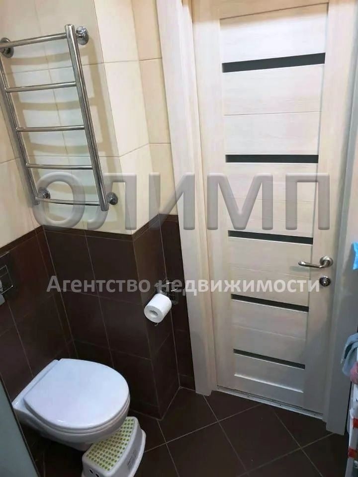 Продам замечательную, светлую и чистую 2-комнатную квартиру.