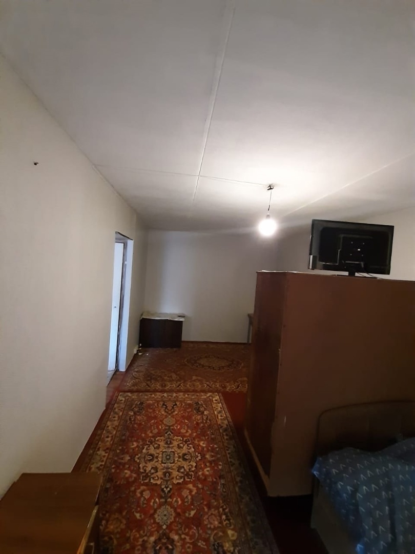Продам 1-к квартиру в хорошем доме.