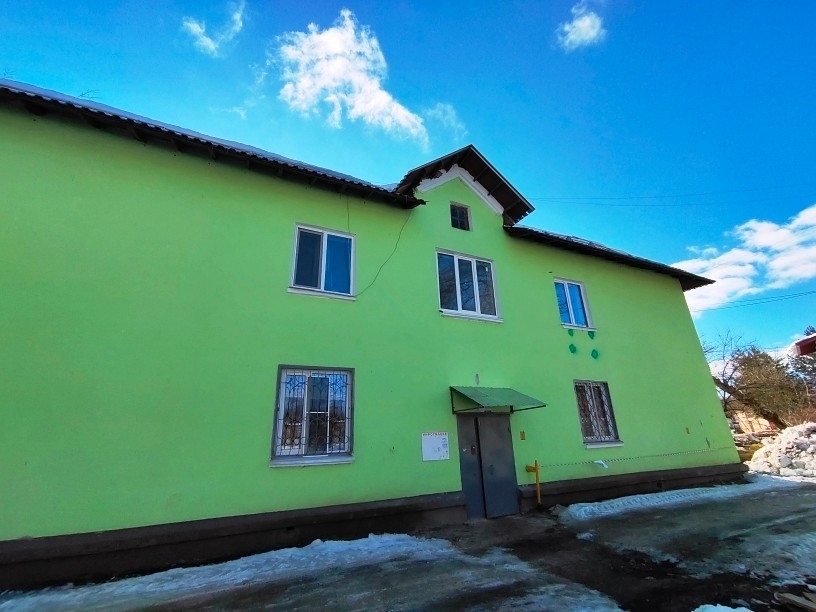 Трехкомнатная квартира для продажи по доступной цене.