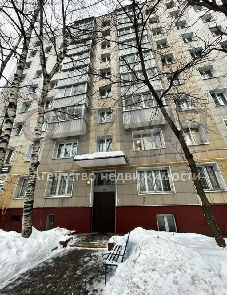 Продам 2-комнатную квартиру по отличной цене.