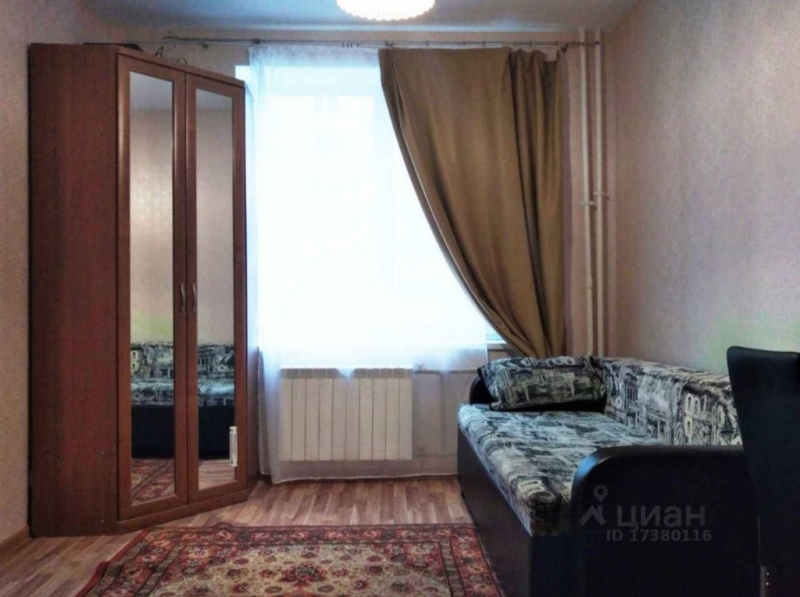 Сдаю 1-к квартиру.