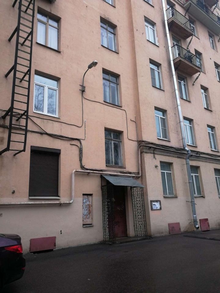 Продам уютную 4-комнатную квартиру.