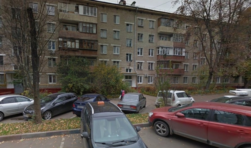 Продатся однокомнатная квартира в зелном Лосиноостровском районе.